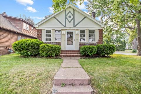 238 Crestwood Blvd, Gates, NY 14624