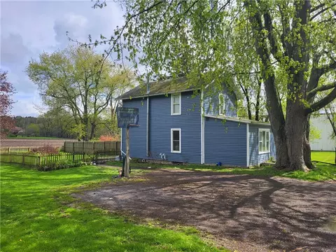 21 Goble St, Starkey, NY 14837