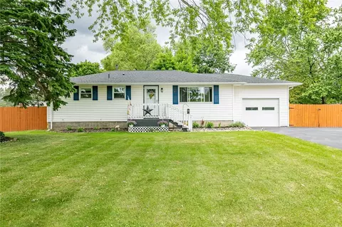 8 Friel Rd, Rochester, NY 14623