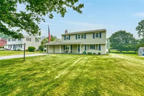 552 Watson Rd, Perinton, NY 14450