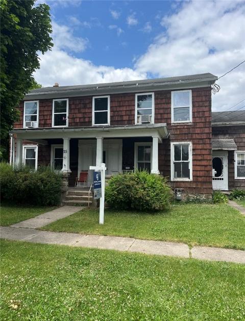 25 Lawrence St, Lyons, NY 14489 photo 1