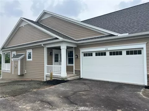 206 Cos Grande Hts, Brighton, NY 14618