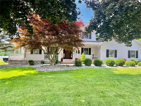 46 Fairway Dr, Owasco, NY 13021