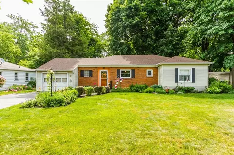186 Lafayette Rd, Irondequoit, NY 14609