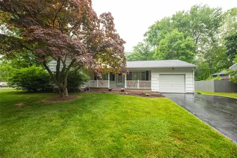 670 Ridgemont Dr, Greece, NY 14626