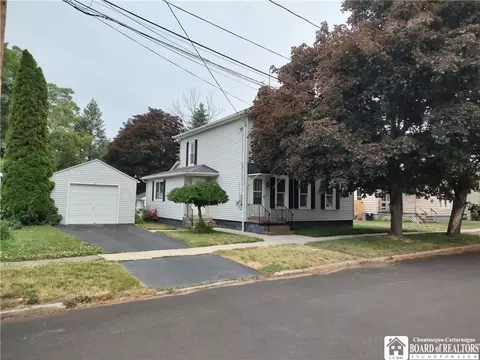 137 S Jerboa St, Dunkirk, NY 14048