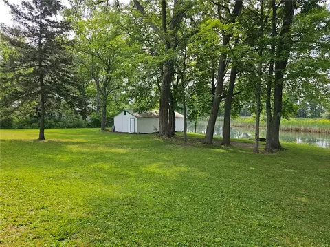 672 Waterloo Geneva Rd, Waterloo, NY 13165