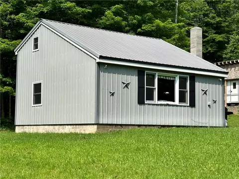 166 John Smith Rd, Pharsalia, NY 13844