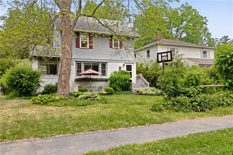 255 Antlers Dr, Rochester, NY 14618