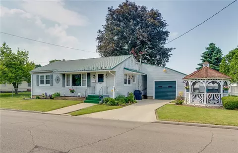 70 Fulton St, Hornell, NY 14843