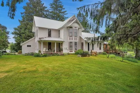 6042 County Route 17 Rd, Belfast, NY 14739