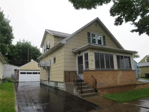 49 Norran Dr, Rochester, NY 14609