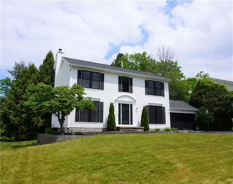53 Princeton Ln, Perinton, NY 14450