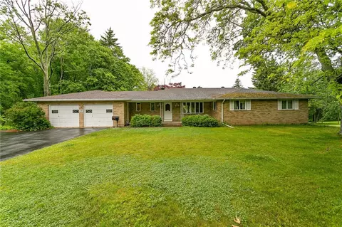 236 Peck Rd, Parma, NY 14468