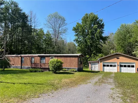 3695 Tipp St, Durhamville, NY 13054