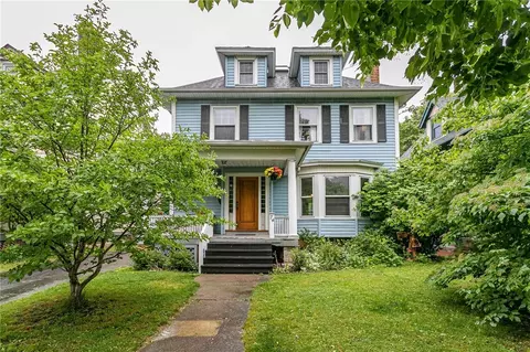 74 Beverly St, Rochester, NY 14610