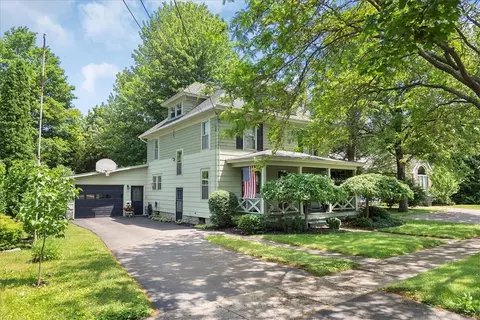 28 Elmwood Ave, Sodus, NY 14551