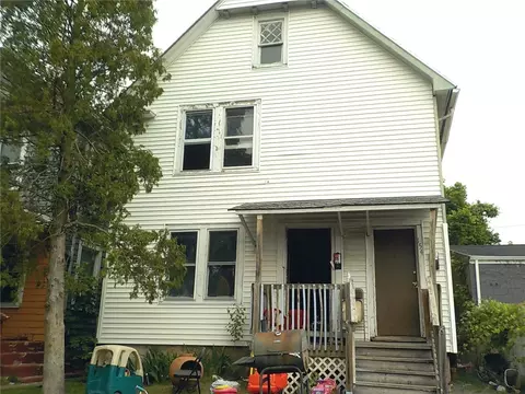 152 Bowman St, Rochester, NY 14609