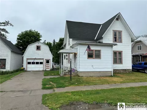 9 South St, Friendship, NY 14739