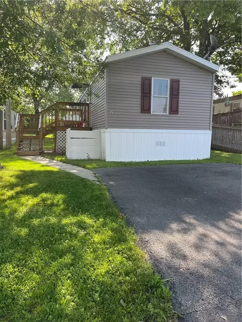 3975 State Route 5 And 20 #6, Hopewell, NY 14424