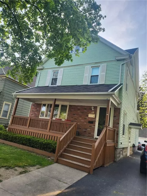 19 Lincoln Ave, Batavia, NY 14020