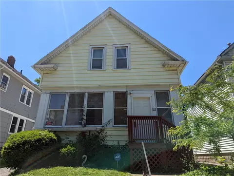 111 Bidwell Ter, Rochester, NY 14613