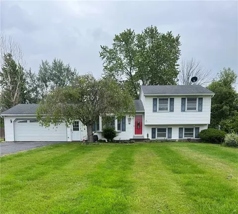 109 Morton Rd, Hamlin, NY 14464
