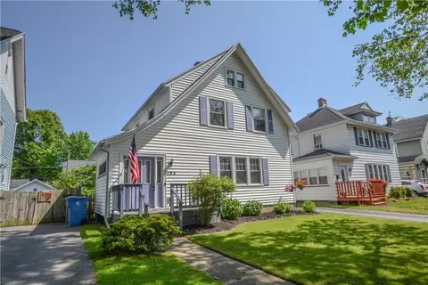 104 Harding Rd, Rochester, NY 14612