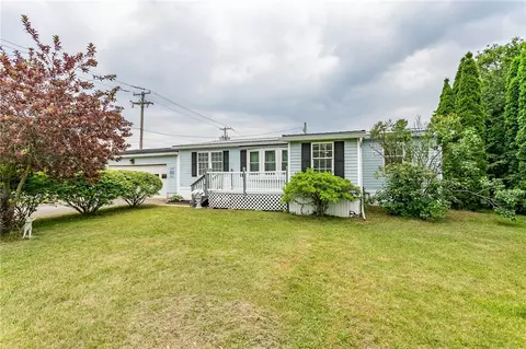 17 Sullivan St, Mount Morris, NY 14510