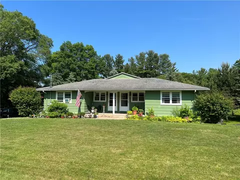 628-630 Timothy Ln, Webster, NY 14580