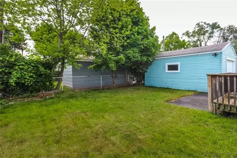 128 Whittington Rd, Irondequoit, NY 14609 photo 21