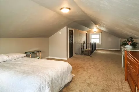 128 Whittington Rd, Irondequoit, NY 14609 photo 17