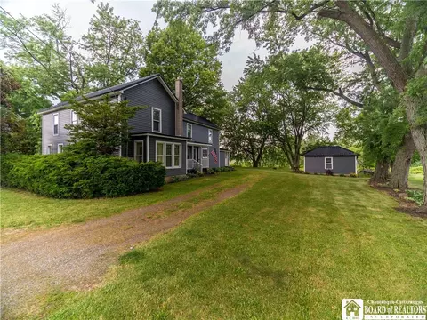 7304 E Route 20 Hwy, Westfield, NY 14787