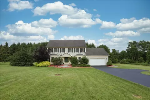 314 Mendon Center Rd, Pittsford, NY 14534