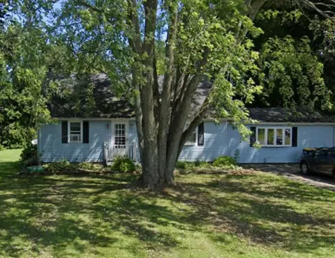 8203 Ridge Rd, Sodus, NY 14551