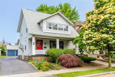 550 Hazelwood Ter, Rochester, NY 14609