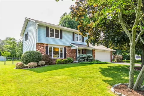 126 Orchard Creek Cir, Greece, NY 14612