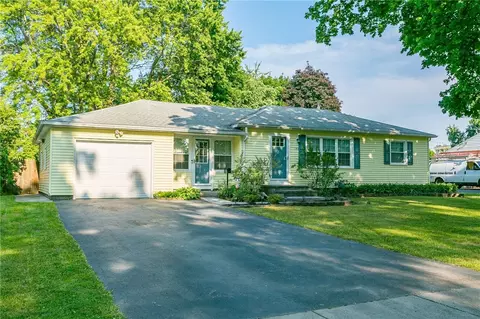 150 Hildegarde Rd, Greece, NY 14626