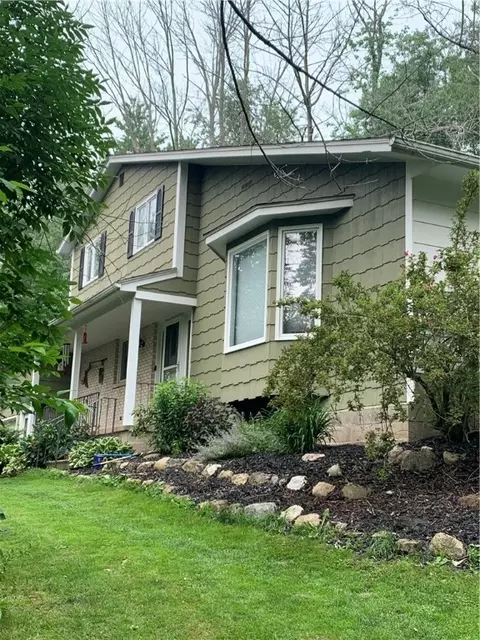 1192 Lawrence Rd, Macedon, NY 14502