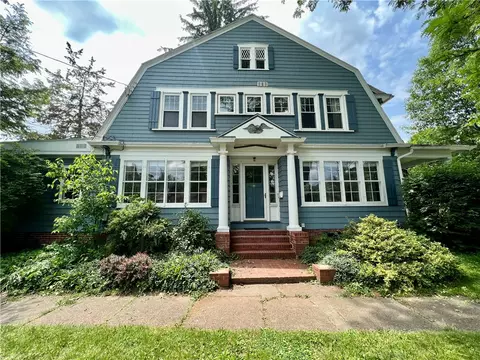 230 E Genesee St, Auburn, NY 13021