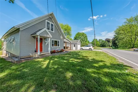 8305 Limekiln Rd, Lyons, NY 14489