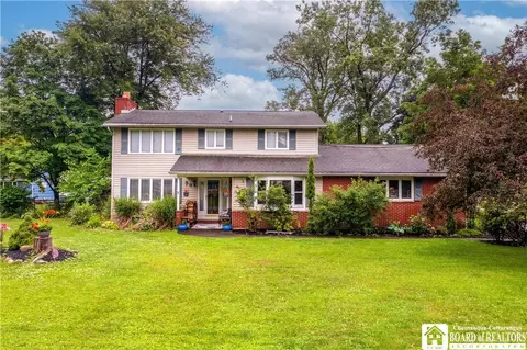 59 W Green St, Dunkirk, NY 14048
