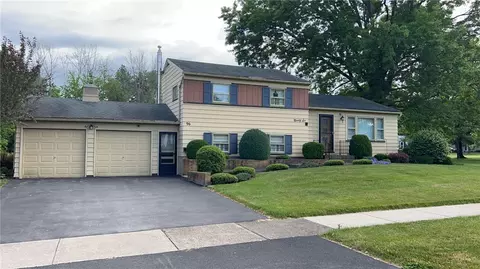 96 Picturesque Dr, Greece, NY 14616
