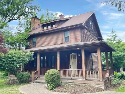 3218 Saint Paul Blvd, Irondequoit, NY 14617