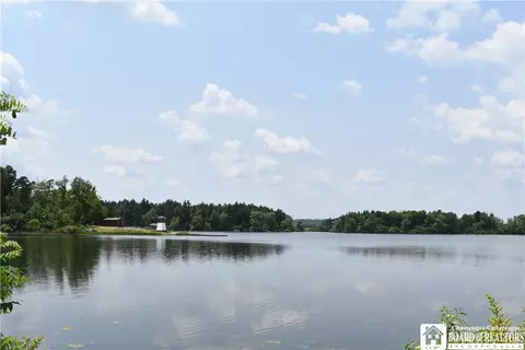 2212 Toll Rd, Phelps, NY 14532