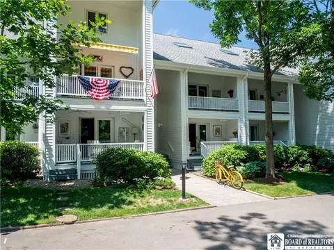 26 Palestine Ave #3, Chautauqua, NY 14722