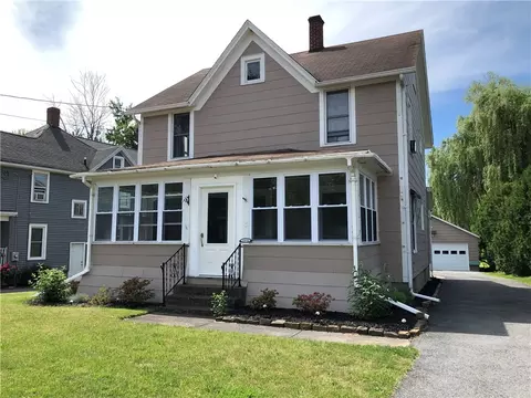 1332 Waterloo Geneva Rd, Waterloo, NY 13165