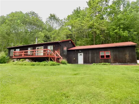 707 Westkill Rd, Jefferson, NY 12093