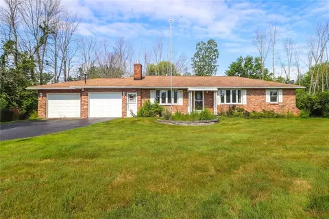 473 N Greece Rd, Hilton, NY 14468