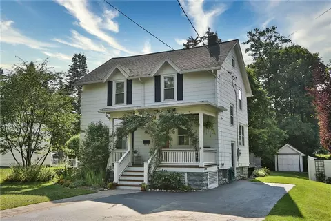 81 North Ave, Avon, NY 14414
